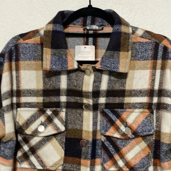 BTFBM Boutique NEW Plaid Flap Pocket Drop Shoulder Open Front Shacket Size S - Picture 5 of 10